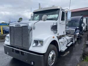 FREIGHTLINER CORONADO 2012
