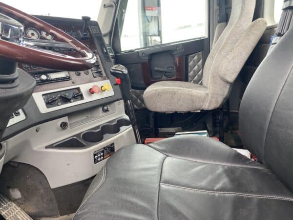 FREIGHTLINER CORONADO 2012 – Image 5