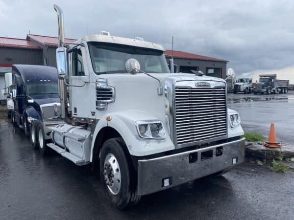 FREIGHTLINER CORONADO 2012 – Image 2