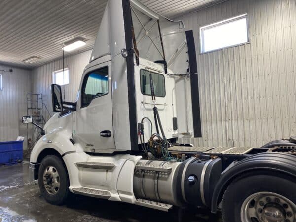 KENWORTH T680 2016 – Image 6