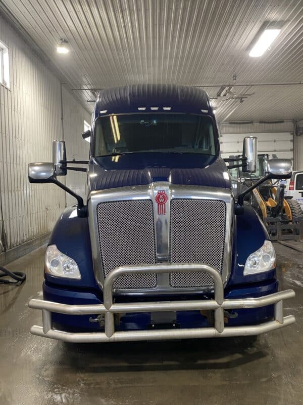 KENWORTH T680 2023